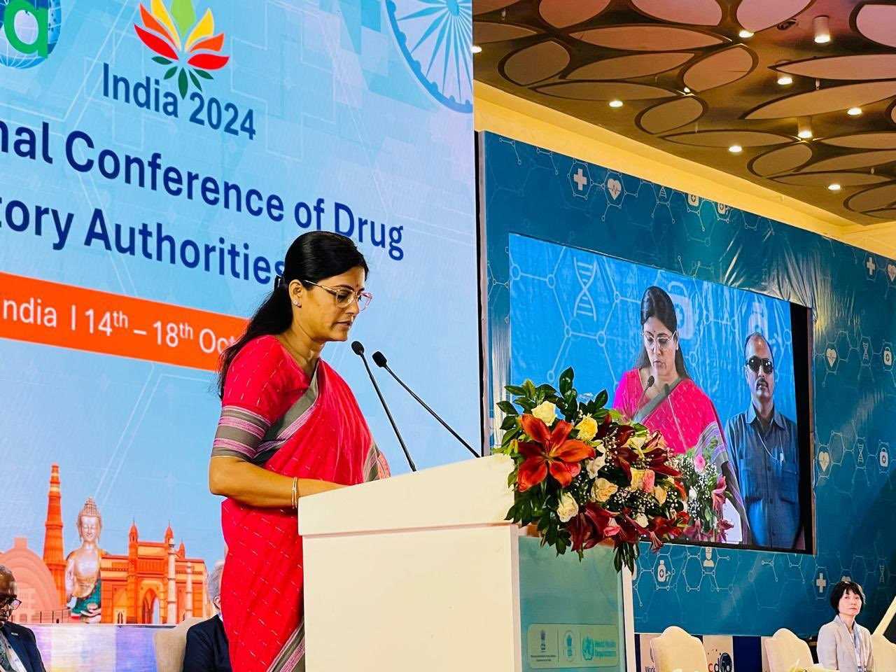 दिल्ली में चल रहे औषधि विनियामक प्राधिकरण के सम्मेलन के तीसरे दिन पहुंचीं अनुप्रिया पटेल